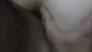 واحد عاوز واحده جامد دخله جامد