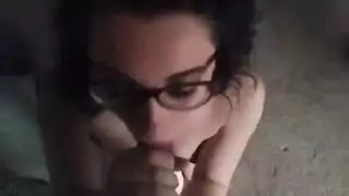 مص عميق: أطاعت كل أوامره