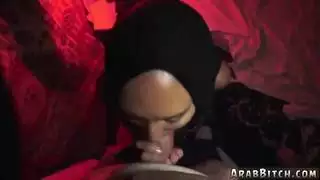 متعة مهبل مزدوج في مشهد تدليك عربي حار