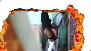 تسجيل سري لزوجين جامعيين يمارسان جنسًا عنيفًا