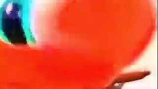 الانحناء لربطة الحذاء: خيال جوليو الشرجي