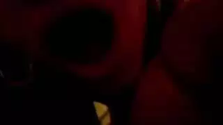 جلسة لعق عميق حتى البلعوم