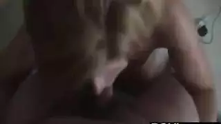 عائلة إباحية: أخوان يملآن كل فتحاتها