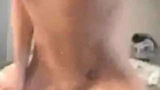 فيلم إباحي بقضيب ضخم مع اختراق مهبلي قاسٍ