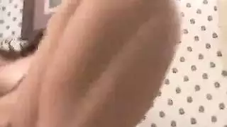 أفلام إباحية شرق أوسطية: بنات محجبات ساخنة في الحركة