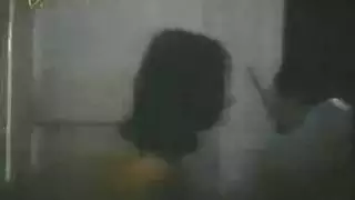 مترجم مع امه