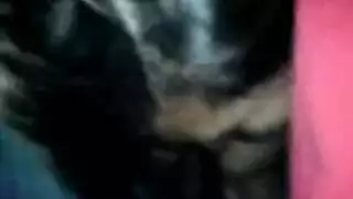 لعب ثلاثي بالمهبل: عاهرة مثلية جماعية