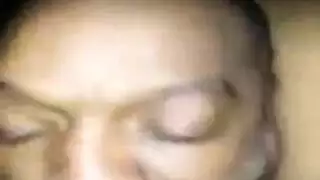 شابان وسيمان، هزات جماع لا نهاية لها: ماراثون إباحي متواصل