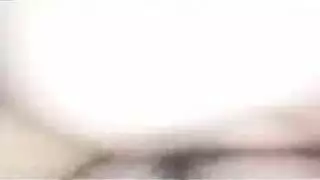 فرج مبلول يحصل على تدليك بقضيب قاس