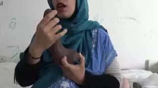 الحوامل العاهرات الشرجيات يتوسلن للجنس الخلفي العنيف