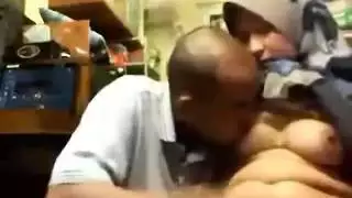 قضيب عربي يملأ فتحة إندونيسية ضيقة