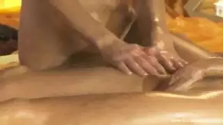 مساج تركي مثير يعطي إفراج كامل للجسم