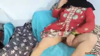 لماذا لا تشعر وكأنك واحد من الملايين ، زوجتي المسلم ، هي فتاة هندية جميلة ومثيرة