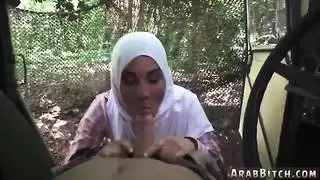 نجم بورنو مصري: وحيدة في المنزل و horny جداً