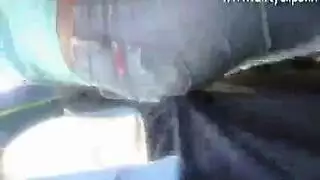 الجمال الناضجة الاستيلاء كس في المطبخ