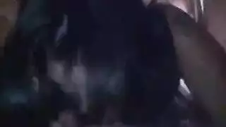 عاهرة ناضجة تركب قضيب شاب صلب