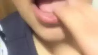 نجمة بورنو عربية كسولة تأخذ حمولة كبيرة على وجهها
