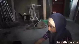 المصعد العربي نقطة تسليم الغنيمة، على بعد كم خارج القاعدة