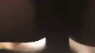 ٢ ست عاهرات يتم تمديدهن في علاقة جنسية جماعية صريحة