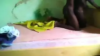مراهق افريقي مثلي