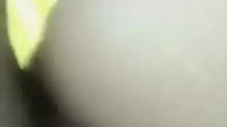فاتنة الآسيوية يحصل على دسار بيضاء كبيرة