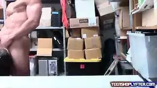 ما بعد الحدث المباشر: عاهرات مثارة تتفاوض بالقضيب
