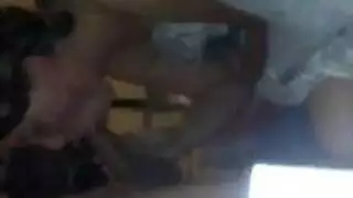 مشهد xxx: قضيب ضخم يضاجع شقراء حمراء صغيرة