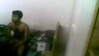 مشهد قذفها المرضي مع ارتعاش