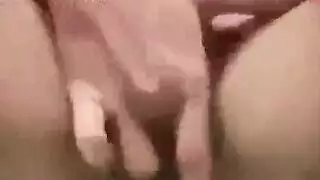 استمنا صغيرة