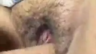 فتيش زي الممرضة أثينا: ابتلاع قضيب صلب وكبير
