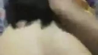 مشهد سحاق بقضيب جلدي محمول