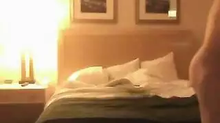 الهواة الشقراء الشهوانيات يلعبن بمهودهن المبللة