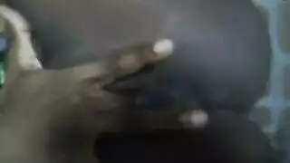 بنات ثاديه عريات