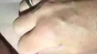 جينا المراهقة تتعرض للضرب بلحم الجد الكبير في حمام ساخن