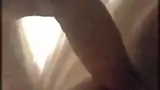 امرأة ناضجة مثيرة تأخذ قضيب ضخم في جميع الفتحات
