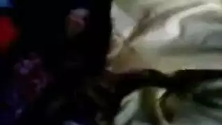 زوجة خائنة تأخذ جماع فموي قوي على الكاميرا