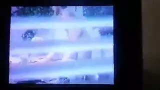 فيلم قديم غير مقطع: مشهد مداعبة قضيب مكثف