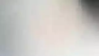 عاهرة مراهقة تبتلع سائل أفضل صديق خلف ظهر حبيبها