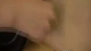 العاهرات الصغيرات يصرخن على الأزبار المضخة