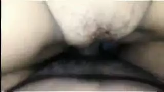 مراهق مثير يضاجع ناضجة بشدة