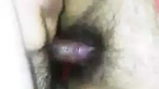 أمّ شقراء تمارس الجنس الشرجي والثديي بجسدها الممتلئ