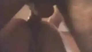 علاقة مثيرة: ساحرة رومانية ناضجة تمارس الجنس مع صديق في مشهد سري إباحي