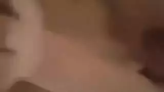 محجبة ترضع الزب وتجيبه في تكها