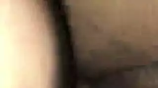 العاهرة اللاتينية نيكي دابيل يغطى وجهها بالسائل المنوي الطازج