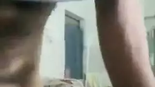 إباحيات مثلية مثيرة: مص عميق وبلع السائل المنوي