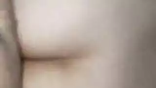 جنس سيارات إكس إكس إكس: لاتينية مثيرة تمارس من الخلف