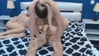 امرأة ناضجة ثريّة تحصل على قذف داخلي من رجل عابر