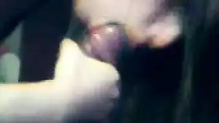 شقراء بفم ساخن تمتلئ مهبلها بالحيوان