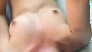 في الهواء الطلق في سن المراهقة طبطب دراجة