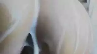 نجوم إباحية أجانب يهيمنون على بنات طرابلس في جنس صريح